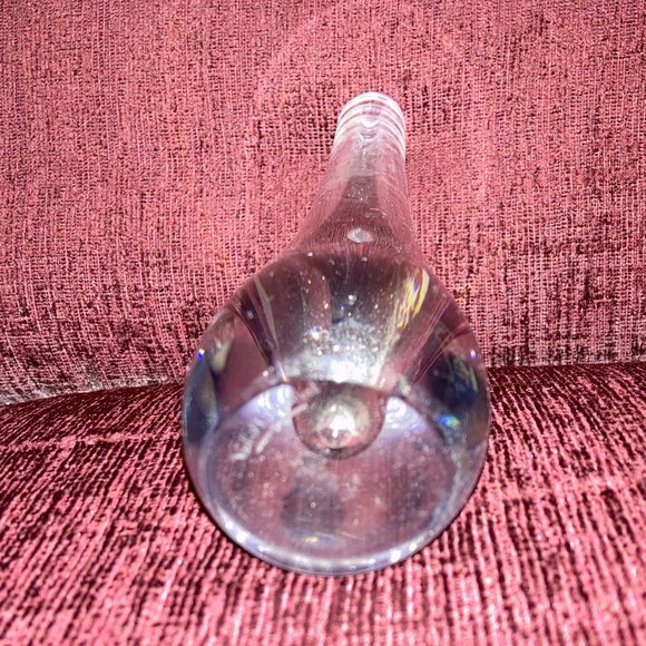 Single Rose Crystal Vase - Picture 3 of 4